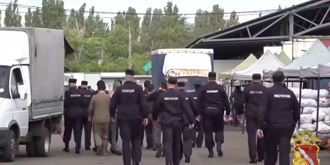 Ռուսաստանի Վորոնեժի մարզում սկսվել են լայնածավալ խուզարկություններ և ձերբակալություններ ադրբեջանցիների նկատմամբ. ԶԼՄ-ներ