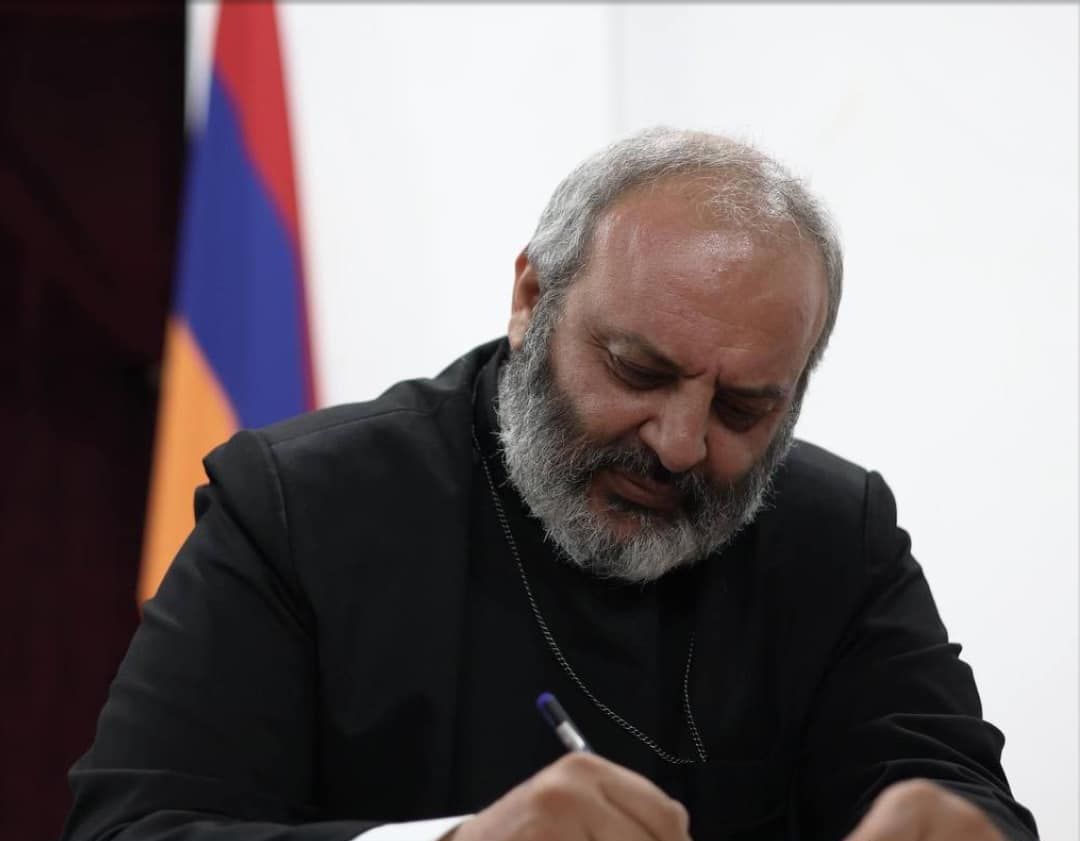 Ես պայման եմ դրել. Բագրատ Սրբազան