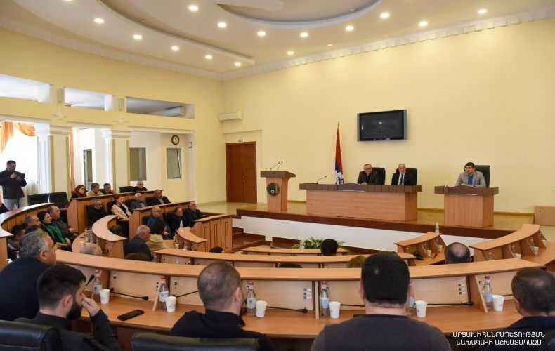 Բոլոր մակարդակներում ինտենսիվ աշխատանք է տարվում Բաքվի ագրեսիվ ռազմական, հումանիտար, հոգեբանական ճնշումները դադարեցնելու համար. ԱՀ նախագահ