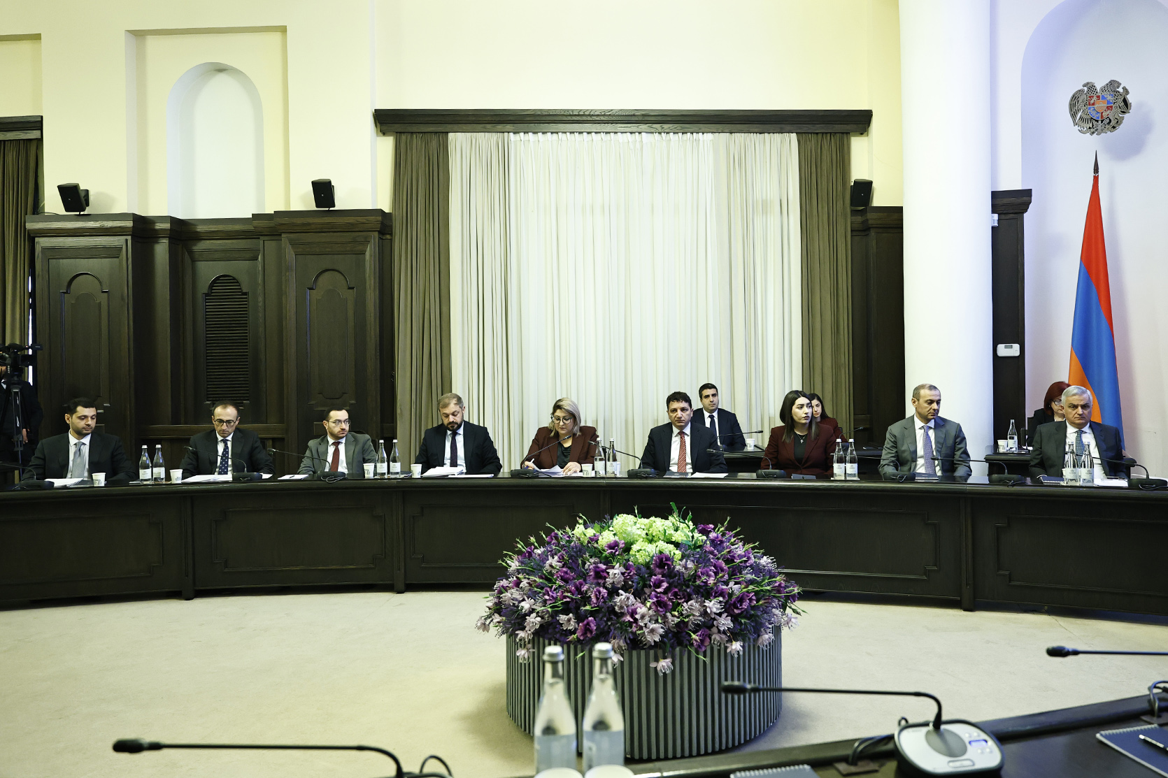 Կառավարության որոշմամբ սահմանվել է կենսաթոշակների անկանխիկ գործարքներից հետվճարի չափի ավելացումը. հետվճարի առավելագույն չափը 6000 դրամից կդառնա 10000 դրամ