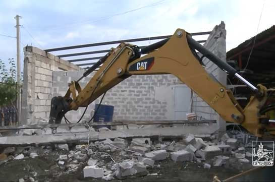 Դալմայի այգիներում շարունակվել է ապօրինի կառուցված շինությունների ապամոնտաժումը (Տեսանյութ)