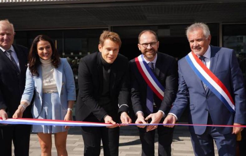 Ֆրանսիայի Մոնտինյի-լը-Բրետոնյո քաղաքում բացվել է Շառլ Ազնավուր արվեստների կենտրոնը