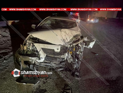 Տիգրանաշենի ոլորաններում բախվել են Toyota Corolla-ն ու КамАЗ-ը. ոստիկանության 4 ծառայող տեղափոխվել է հիվանդանոց