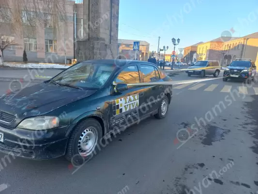 Գավառի կենտրոնական հրապարակում «Opel»-ը վրաերթի է ենթարկել հետիոտնի. վերջինը տեղափոխվել է հիվանդանոց. վարորդը եղել է սթափ