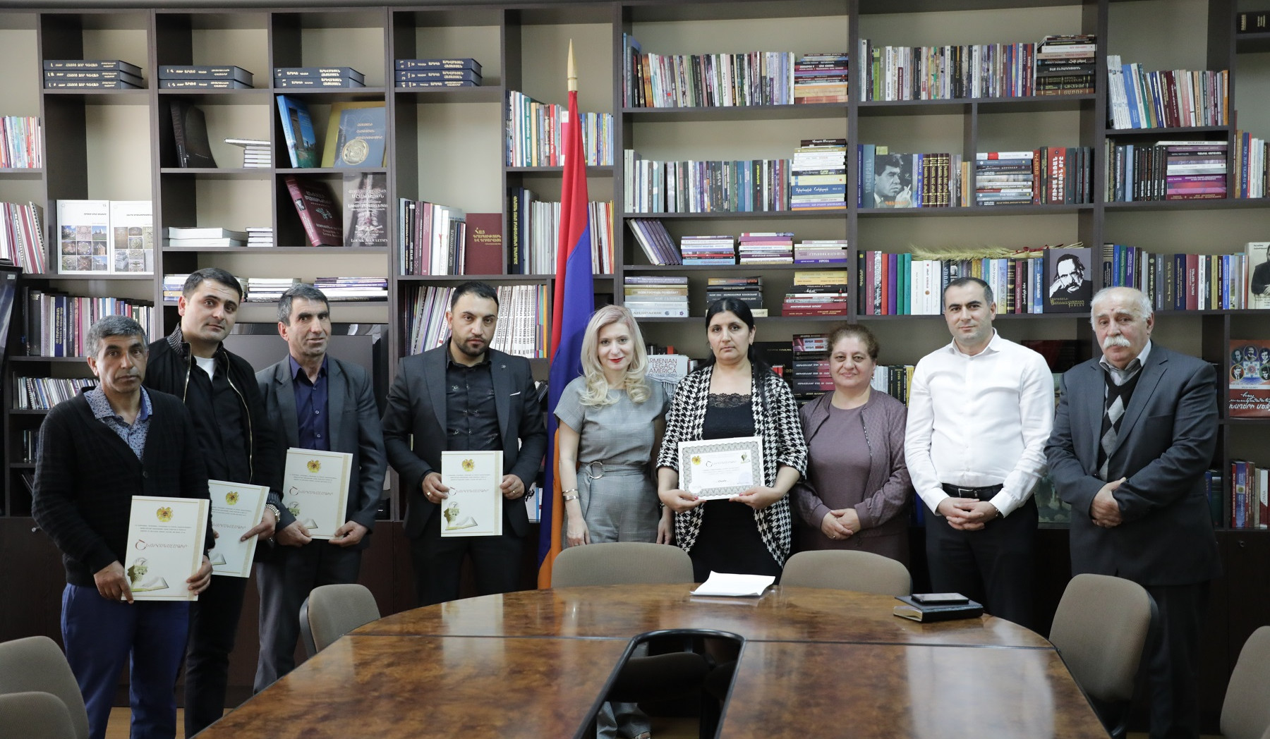 Եզդիերեն դասավանդող հինգ ուսուցիչ պարգևատրվել է շնորհակալագրերով