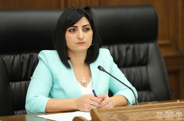 Զինծառայողը 14 օրով դիրքերից իջնում է, գնում է ՄՌՏ հետազոտության, ասում են՝ 10 օրից կգաս, 40 օրից կհետազոտվես.Թովմասյան