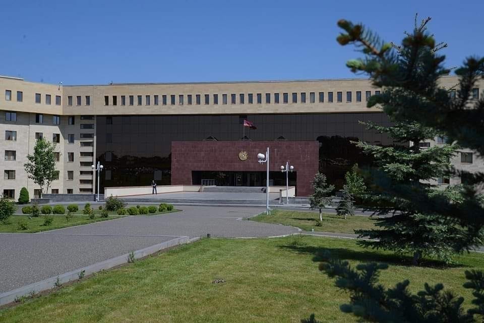 ՀՀ ԶՈւ ստորաբաժանումները կրակ չեն բացել ադրբեջանական դիրքերի ուղղությամբ. ՊՆ