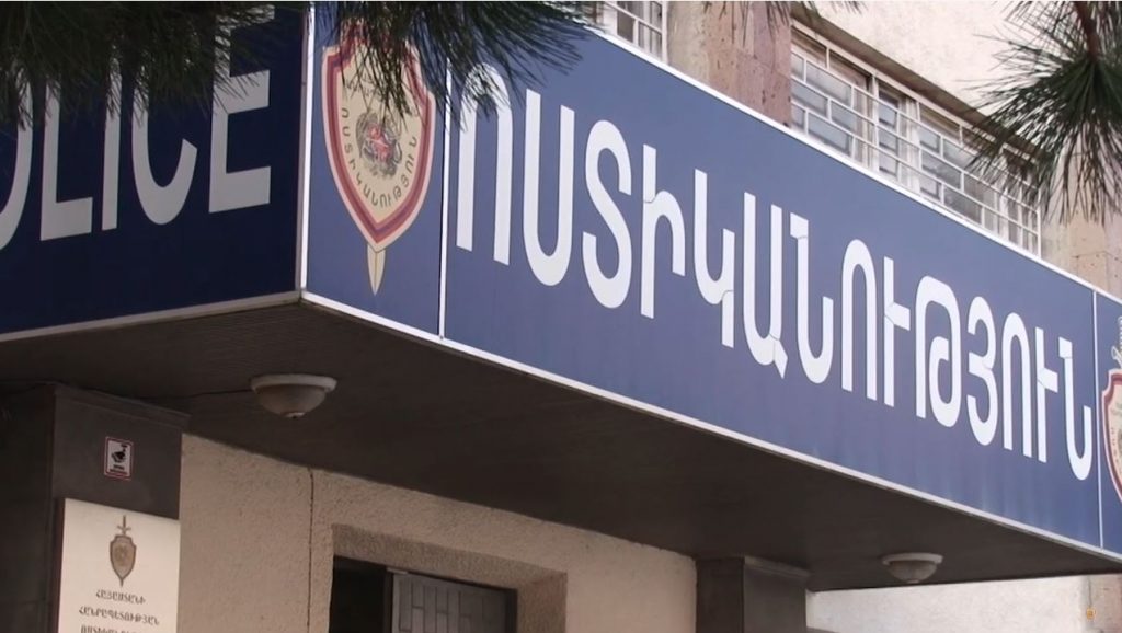 Քրեական ոստիկանության ծառայողները կասեցրել են անօրինական զանգերի կենտրոնի հանցավոր գործունեությունը