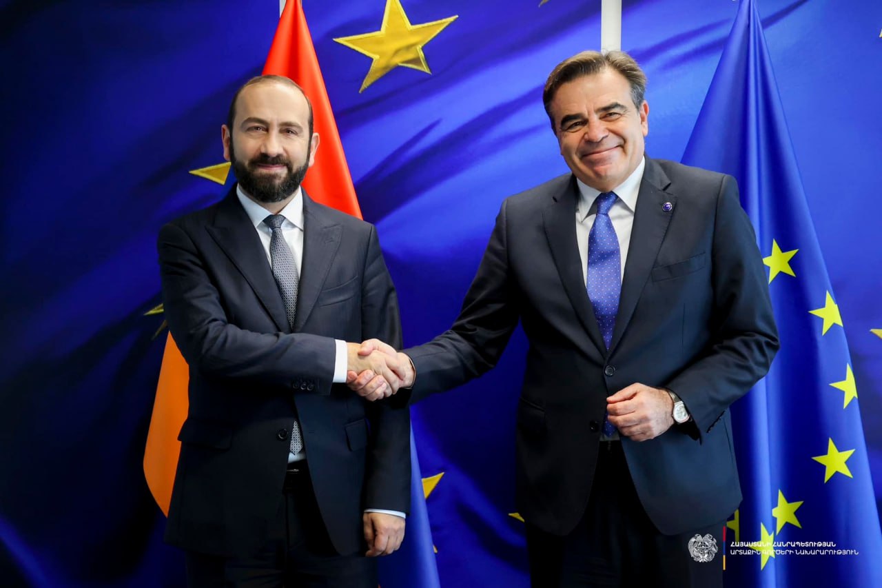 Վիզաների ազատականացման վերջնական որոշումը համահունչ կլինի ՀՀ-ԵՄ համագործակցությանը. Միրզոյանը՝ Մարգարիտիս Սխինասին