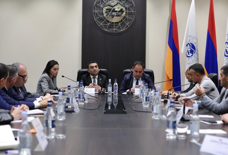 Տեղի է ունեցել քննարկում՝ արևային ֆոտովոլտային համակարգեր արտադրող և տեղադրող ընկերությունների ներկայացուցիչների մասնակցությամբ