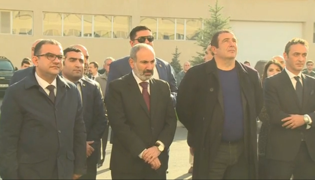 Հայաստանում բացվում է կերամիկական սպասքի գործարան. վարչապետի ուղիղ միացումը