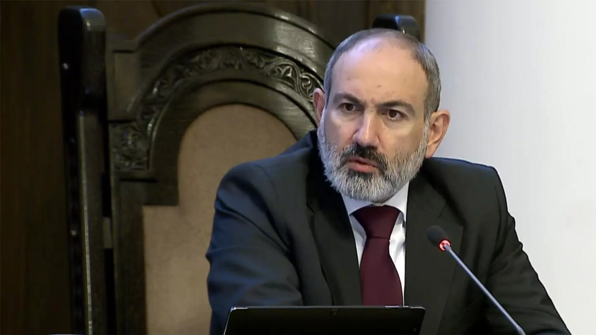 ՀՀ-ում բոլոր բուհերը առանց բացառության կփակվեն, եթե ասենք՝ լիցենզավորում ենք միջազգային չափանիշներին համապատասխան․ Փաշինյան