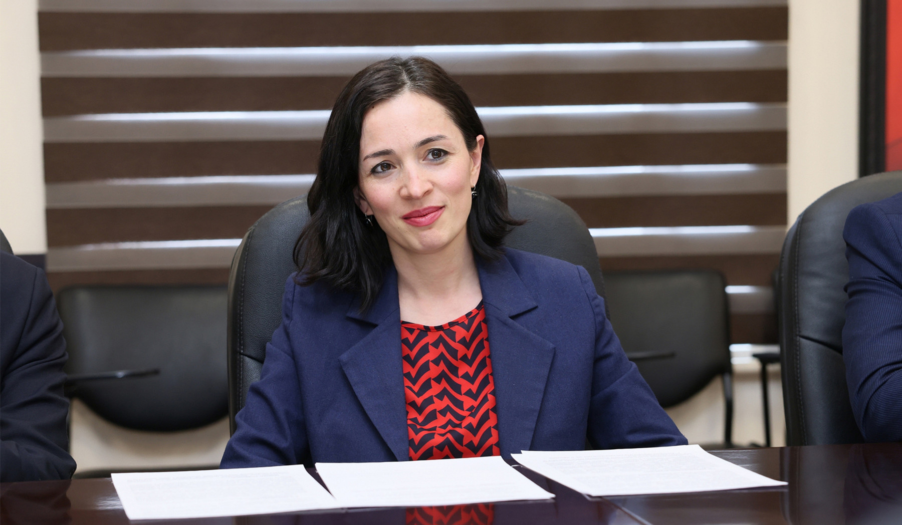 Բյուրեղավանի ավագ դպրոցի աշակերտները եկել են նախարարություն, հանդիպել Ժաննա Անդրեասյանի հետ