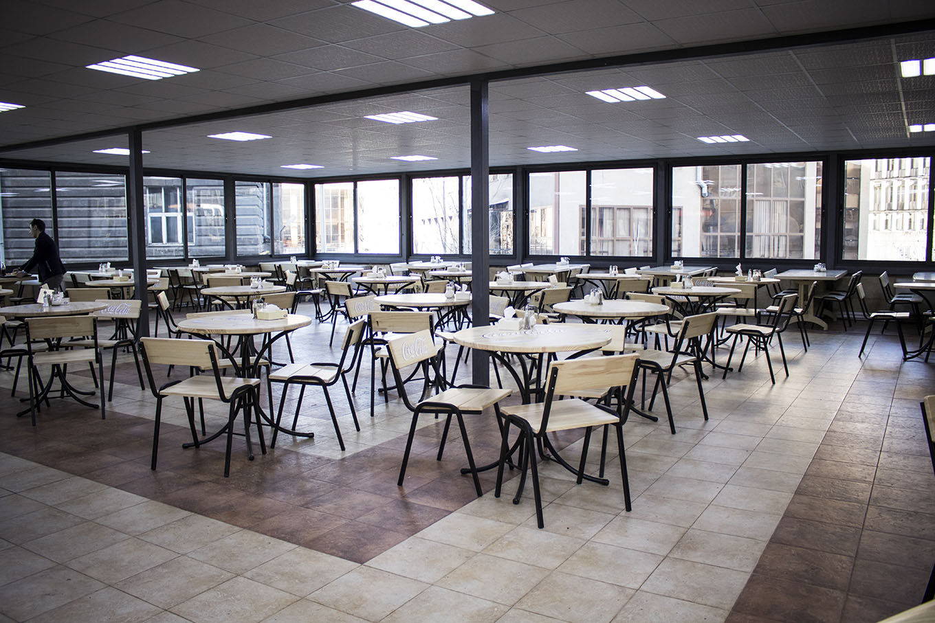 Շիրակի մարզի 128 դպրոցներ կապահովվեն ճաշարանների և խոհանոցների համար անհրաժեշտ գույքով և սարքավորումներով
