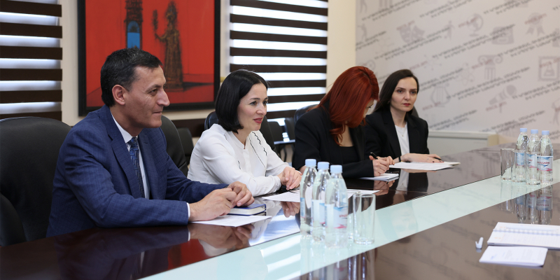 ԿԳՄՍ նախարարն ընդունել է ՄԱԿ-ի Փախստականների հարցերով գերագույն հանձնակատարի հայաստանյան գրասենյակի ղեկավարին