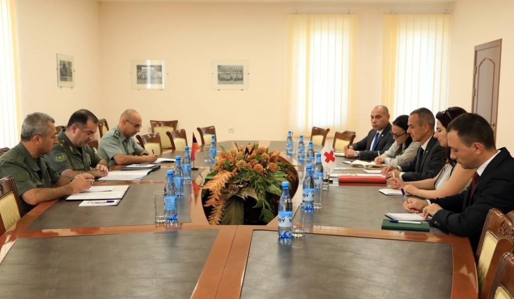 Էդվարդ Ասրյանն ընդունել է ԿԽՄԿ պատվիրակության ղեկավարին