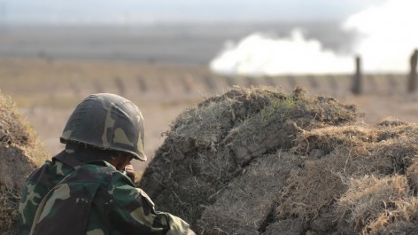 ԱԹՍ-ների, հրթիռա-հրետանայի հարվածներին զուգահեռ առաջնագծի միջդիրքային հատվածում ինտենսիվ մարտեր են. Աբրահամյան