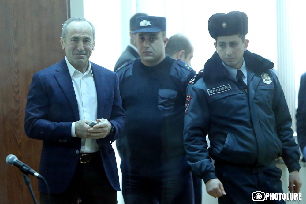 Քոչարյանի և մյուսների գործով նիստը հետաձգվեց. Դատարանը չկարողացավ ապահովել աշխատանքային անվտանգ պայմաններ