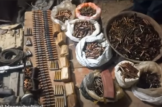 Աշտարակի ոստիկանները հայտնաբերել են ապօրինի զենք-զինամթերք (տեսանյութ)