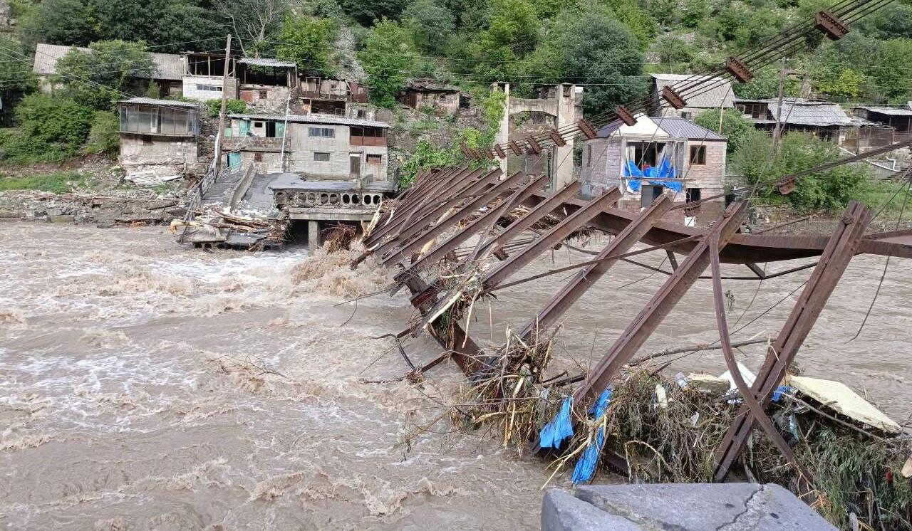 181 միլիոն դրամի աջակցություն է ցուցաբերվել Լոռու ու Տավուշի մարզերում տարերային աղետից տուժածներին. Պապոյան
