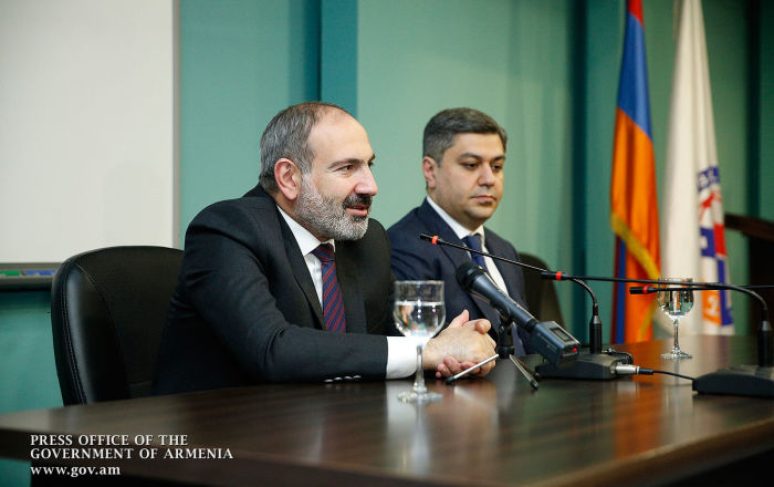 Դատարանը վարույթ է ընդունել Արթուր Վանեցյանի հայցադիմումն ընդդեմ վարչապետի և նրա մամուլի խոսնակի