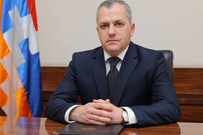 Արցախի նախագահը հանդիպել է անօթևան մնացած արցախցիներին. 30 ավտոբուս է տրամադրվել նրանց Հայաստան տեղափոխելու համար