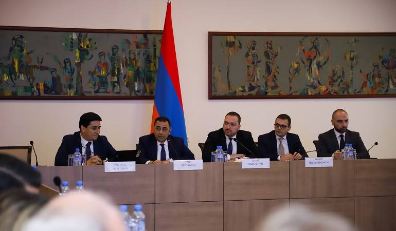 В министерстве иностранных дел РА состоялась встреча с главами аккредитованных в Армении дипломатических миссий и представителями международных структур