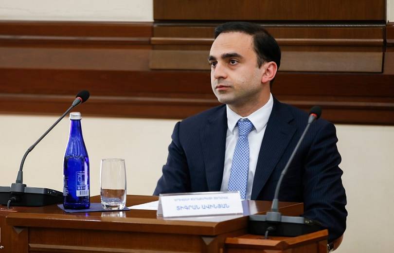 «Հանրային ձայնն» է մեզ «վերբովկա» արել այս հարցում. Ավինյանը՝ ավագանու անդամներին մանդատից զրկելու մասին