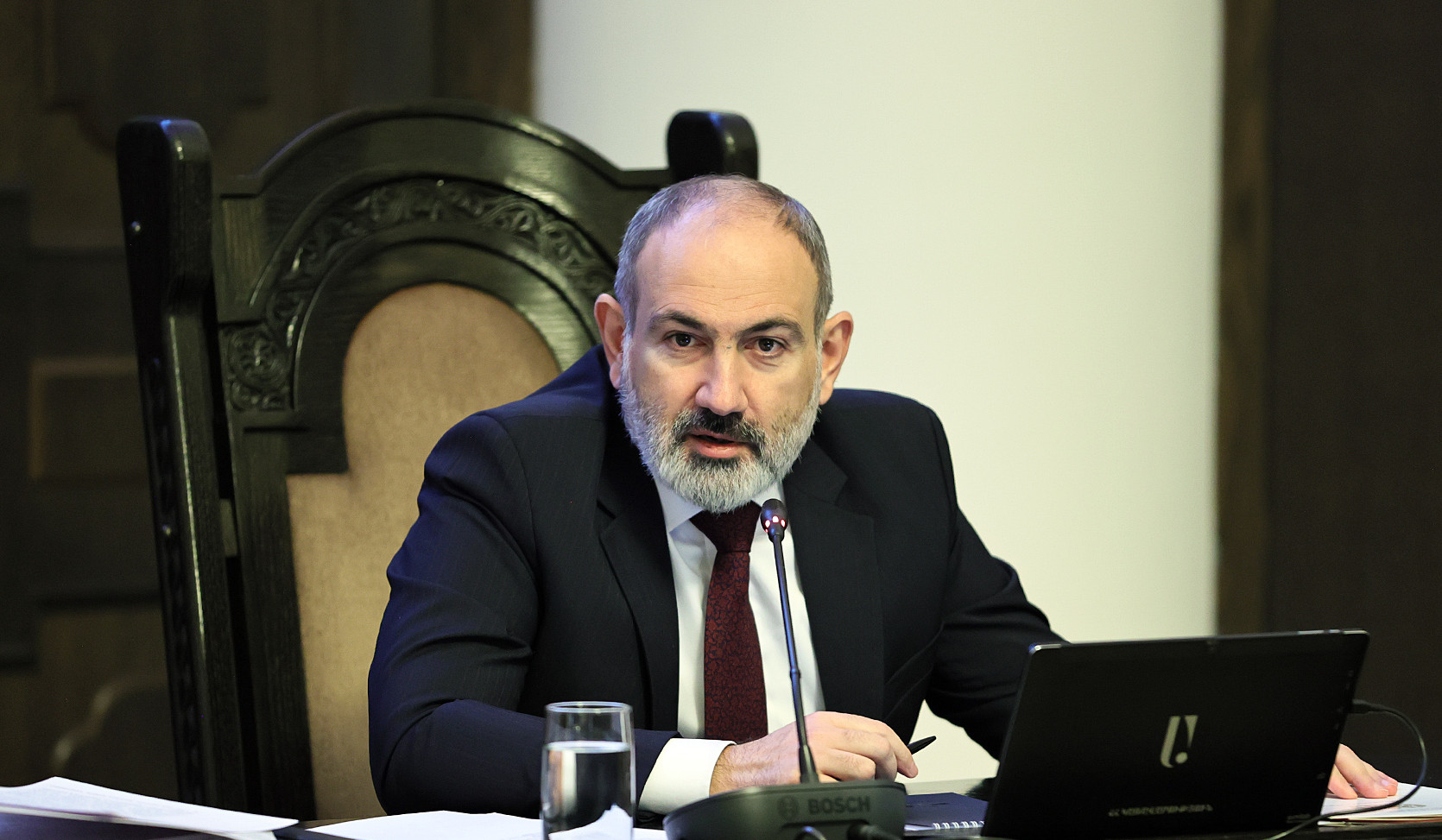 Վարչապետը՝ Լաչինի միջանցքում ստեղծված իրավիճակի և Ադրբեջանի հետ խաղաղության հաստատման պայմանագրի նախագծի հերթական փուլի աշխատանքների մասին