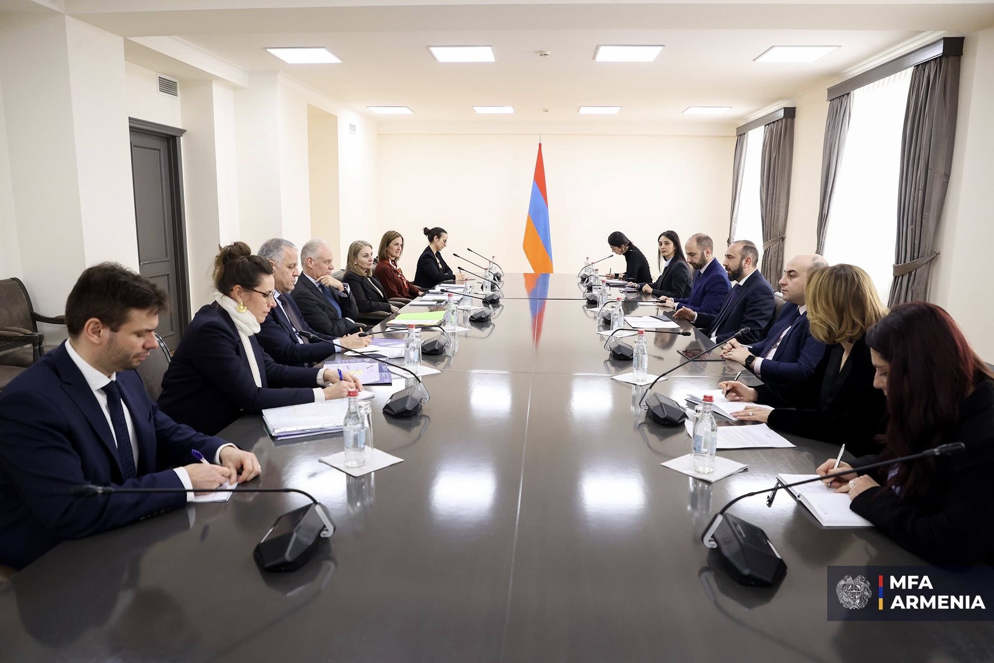 Միրզոյանն ու ԵՀ ընդլայնման և արևելյան հարևանության հարցերով գլխավոր տնօրենը քննարկել են ՀՀ-Ադրբեջան հարաբերությունների կարգավորման գործընթացը