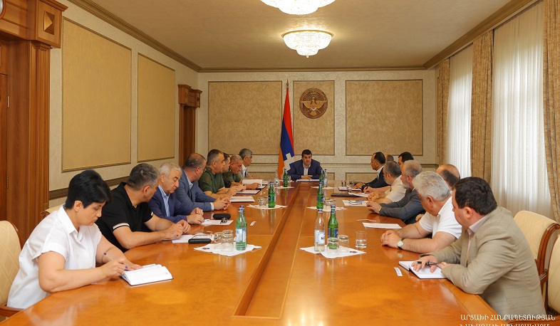 Президент Республики Арцах Араик Арутюнян созвал расширенное заседание Совета безопасности