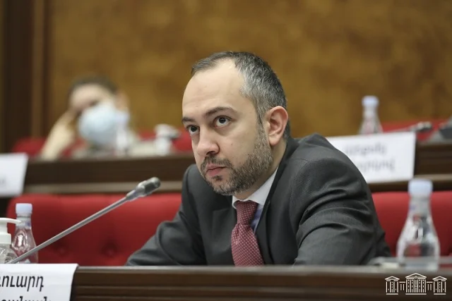 Ակնարկ եղել է՝ հայկական կողմը կտրանականապես մերժել է Թուրքիայի հետ սահմանների վերաճշգրտման հարցը․ Աղաջանյան