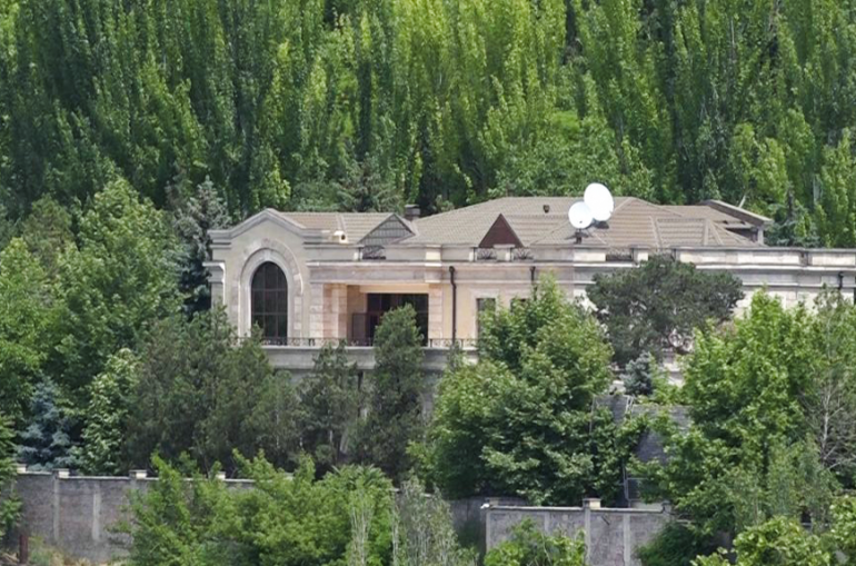 Քննչական կոմիտեում կառավարական առանձնատների վերանորոգման ընթացքում տեղի ունեցած չարաշահումների առնչությամբ քրգործ է հարուցվել. խոսնակ