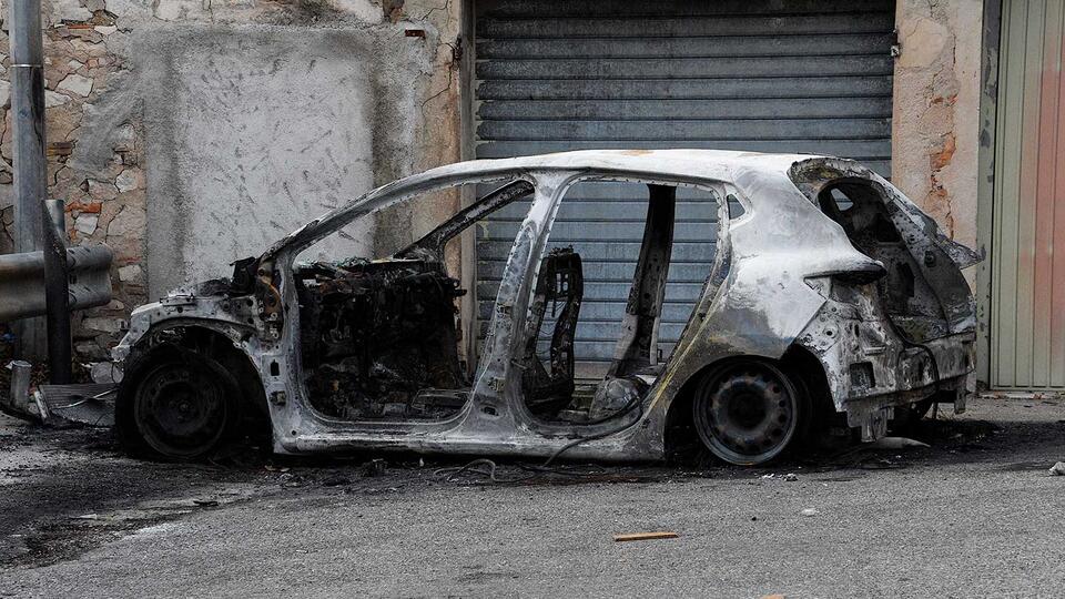 Ֆրանսիայում Ամանորի գիշերը 700 մեքենա է այրվել