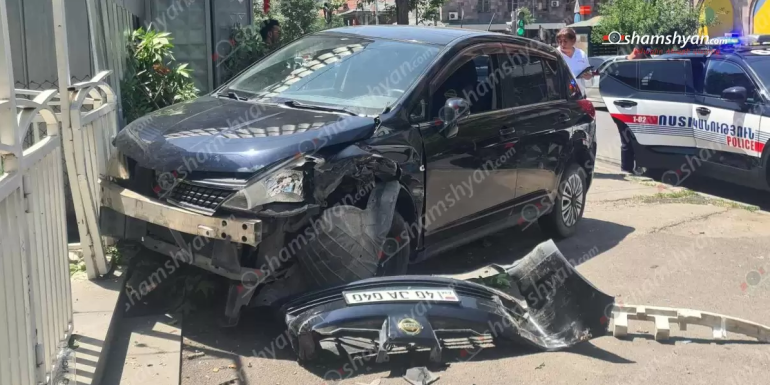 Երևանում ոչ սթափ վիճակում գտնվող «стоянщик»-ը իրեն վստահված «Nissan Tiida»-ով բախվել է «Opel»-ին, ապա հաստաբուն ծառին և երկաթե ճաղավանդակին