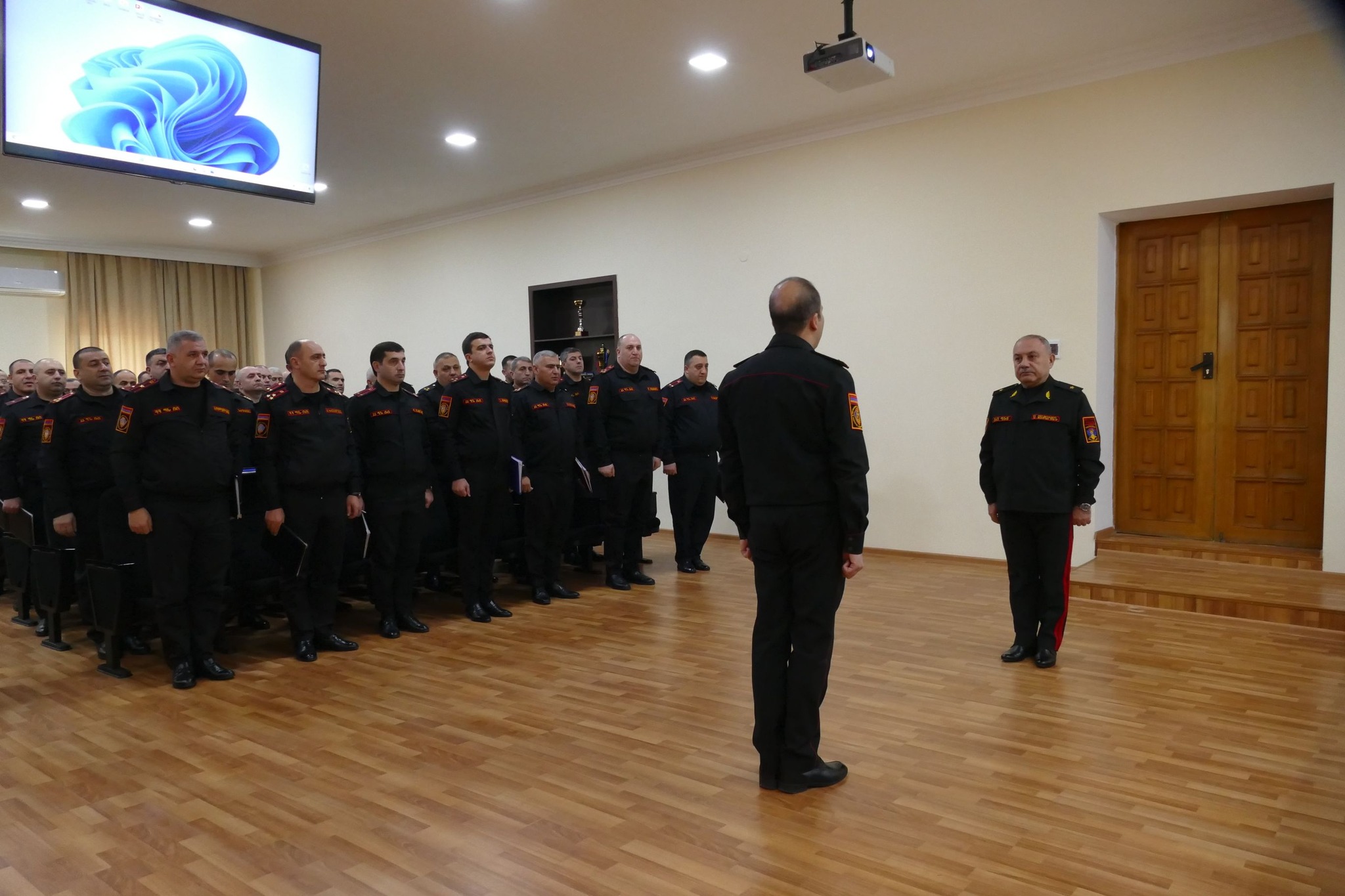 ՊՆ ռազմական ոստիկանության պետը հանձնարարականներ է տվել՝ ԶՈւ-ում կարգապահության ամրապնդմանն ուղղված թիրախային աշխատանքները շարունակելու վերաբերյալ