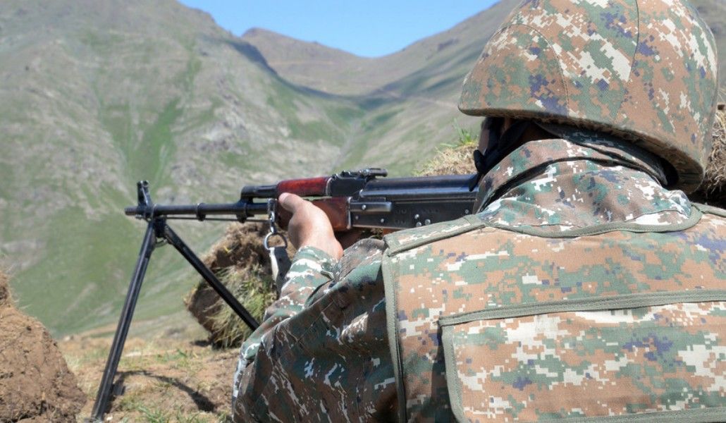 Азербайджанские подразделения грубо нарушили режим прекращения огня, применив гранатометы и БПЛА: в результате чего 7 военнослужащих получили ранения