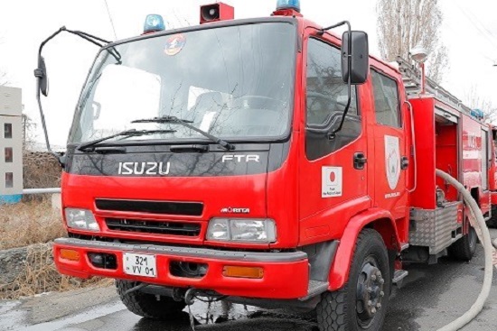 Բագրատունյաց պողոտայի թիվ 51 շենքի բնակարաններից մեկում բռնկված հրդեհը մարվել է