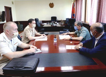 ՀՀ ԶՈՒ ԳՇ պետն ընդունել է ՌԴ դեսպանության ռազմական կցորդին