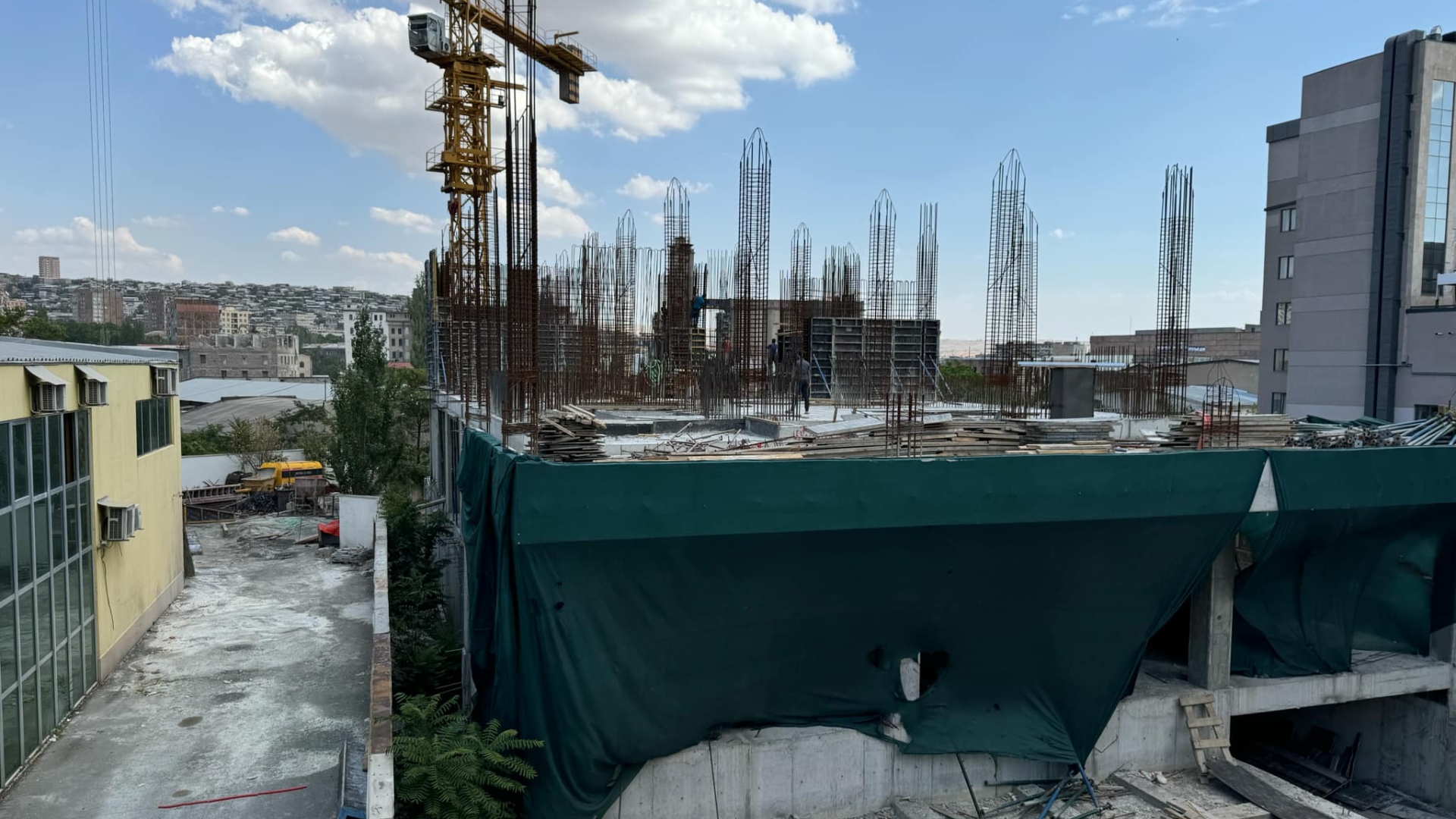 Փոշեկլանիչ ցանցերը պարզապես ծախս չեն կառուցապատողների համար, դրանք Երևանում մարդկանց առողջության խնդիրն են լուծում․ Ավինյան