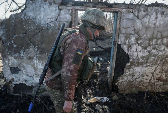Դոնեցկում քաղաքացիական անձ է զոհվել, իսկ Լուգանսկում պայթյուններ են որոտացել