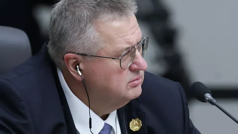Оверчук: надеемся на продолжение конструктивной работы Армении в ЕАЭС