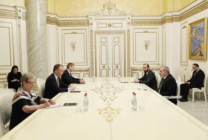 Նիկոլ Փաշինյանն ու Տոյվո Կլաարն անդրադարձել են տրանսպորտային ենթակառուցվածքների ապաշրջափակմանը վերաբերող հարցերի