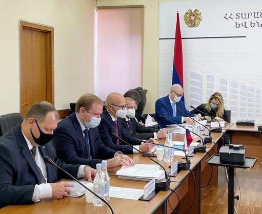 Քննարկվել են ՀՀ սահմանակից երկրներով բեռնափոխադրումների իրականացմանը վերաբերող հարցեր