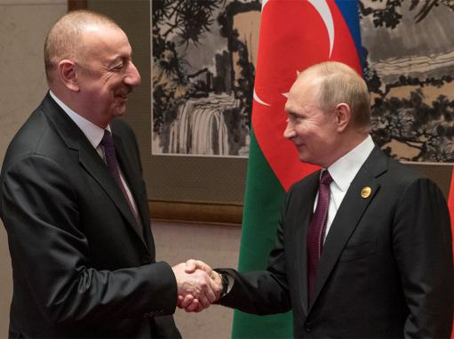 Алиев позвонил Путину и поздравил его с днем рождения
